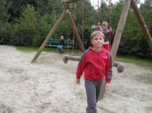 och ja, mit dem Spielplatz kann man ja direkt was anfangen