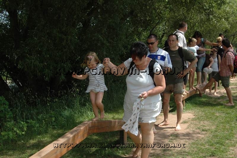 Nahe am Sommer 2011 - Monzingen - Barfußpfad Bad Sobernheim - Balanceakt - 1