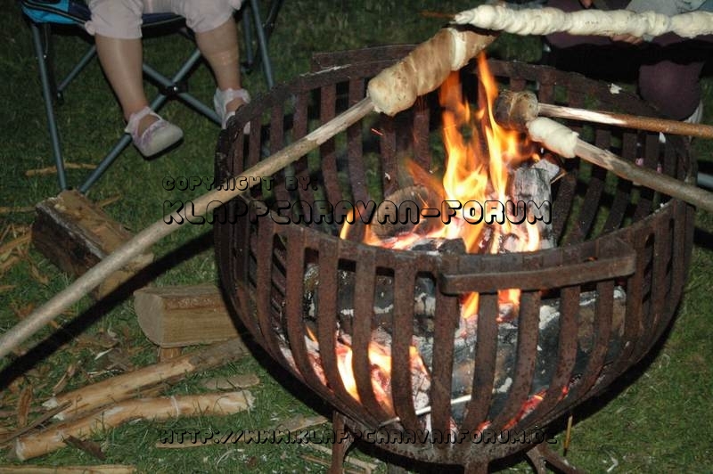 Nahe am Sommer 2011 - Monzingen - Stockbrot backen - 7