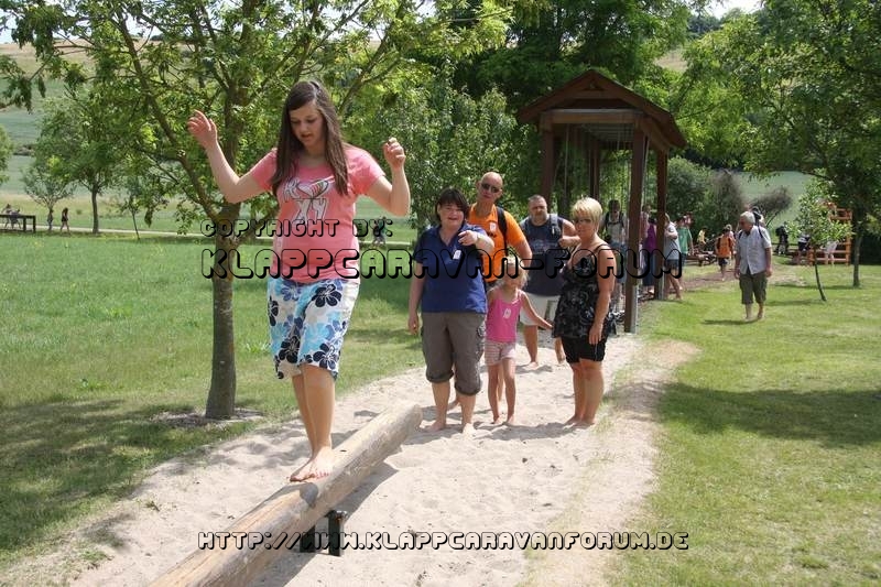 Nahe am Sommer 2011 - Monzingen - Barfußpfad Bad Sobernheim - Gleichgewichtsübungen - 3