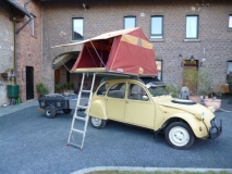 Beduin Dachzelt auf 2CV